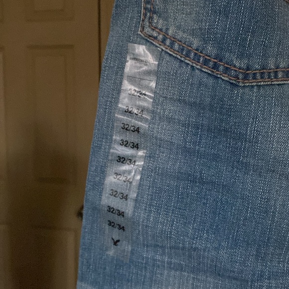 NWOT American Eagle jeans  size 32 / 34 - Picture 4 of 5